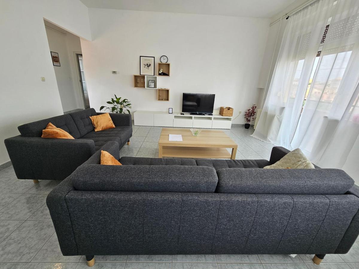 Giardini Panorama - Penthouse In The Heart Of Pula Appartement Buitenkant foto
